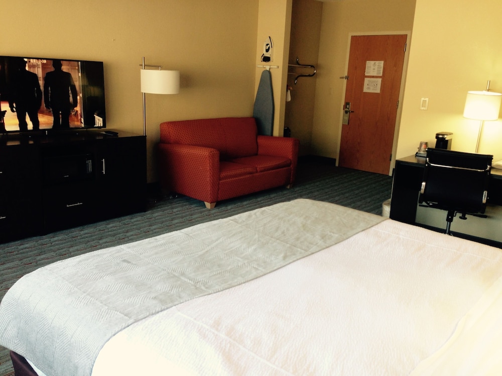 Cherokee Grand Hotel 24/48