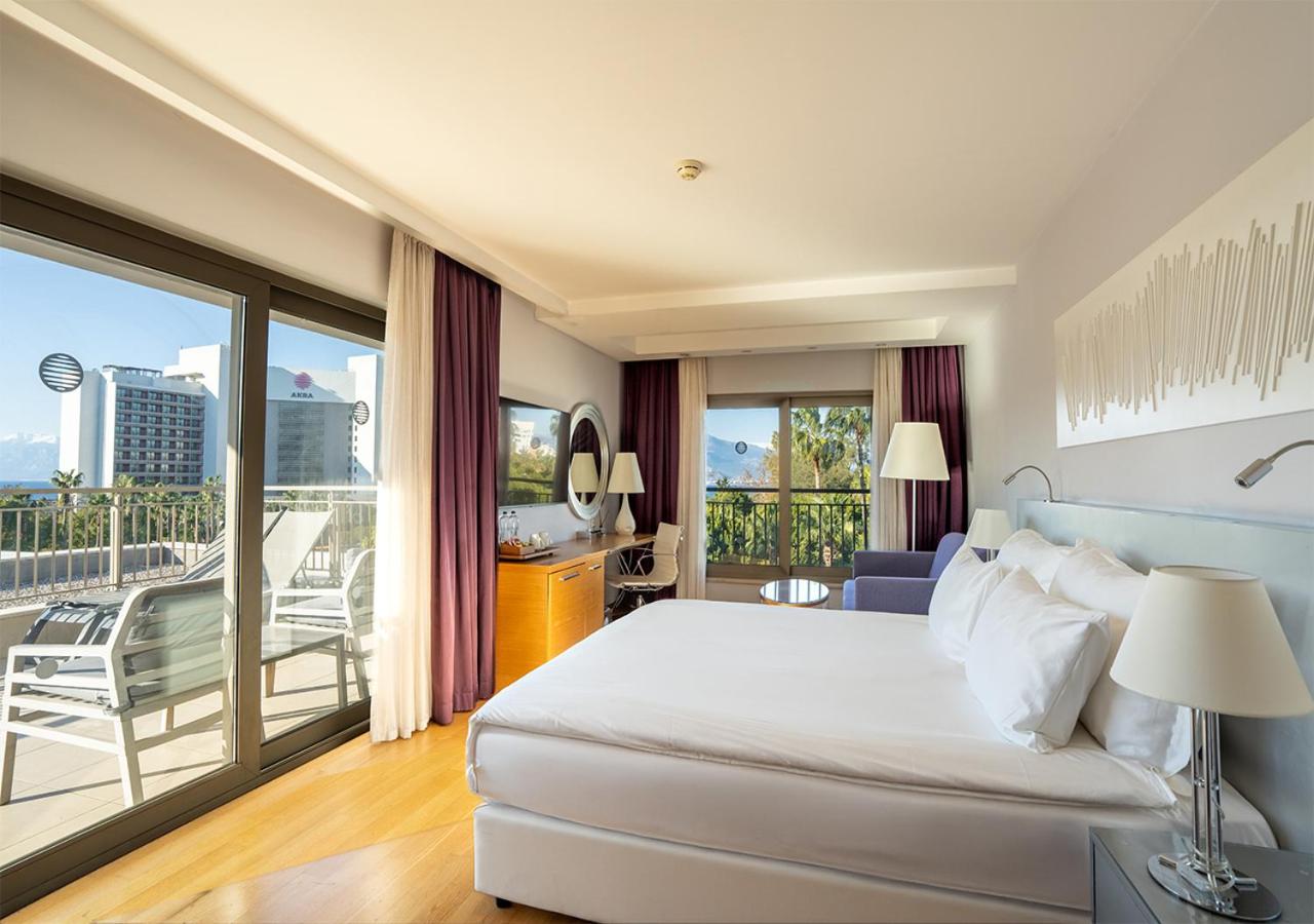 Casual, Suite, Sea View, Balcony