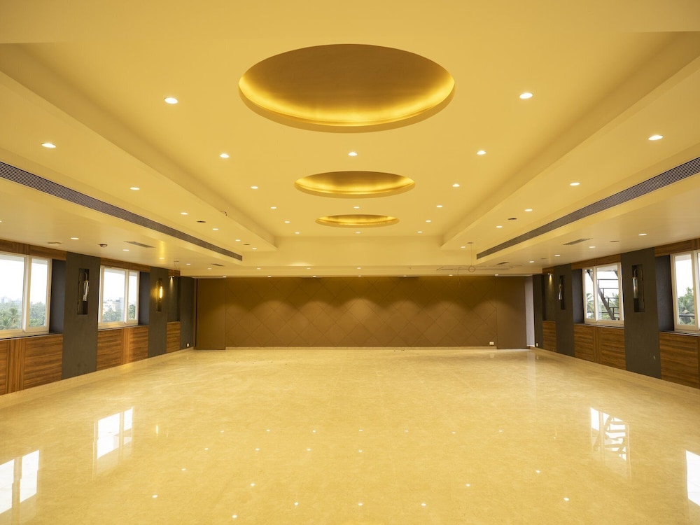 Cosmique Clarks Inn Suites Goa 12/48