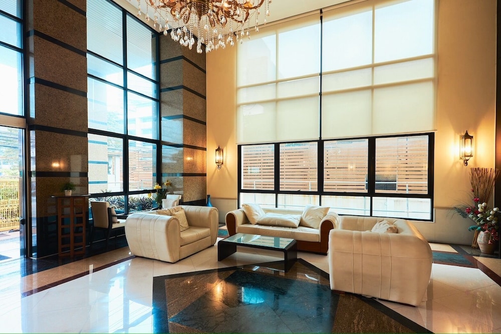 42 Grand Residence 35/49