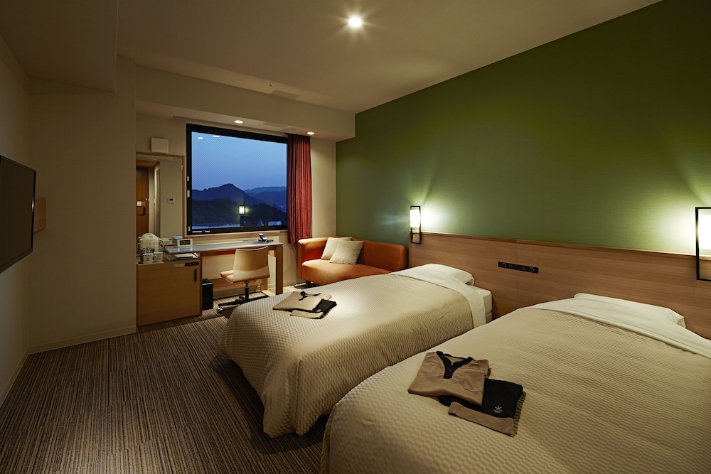 Candeo Hotels Matsuyama Okaido 17/50