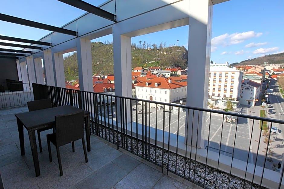 Hotel Kras 38/61