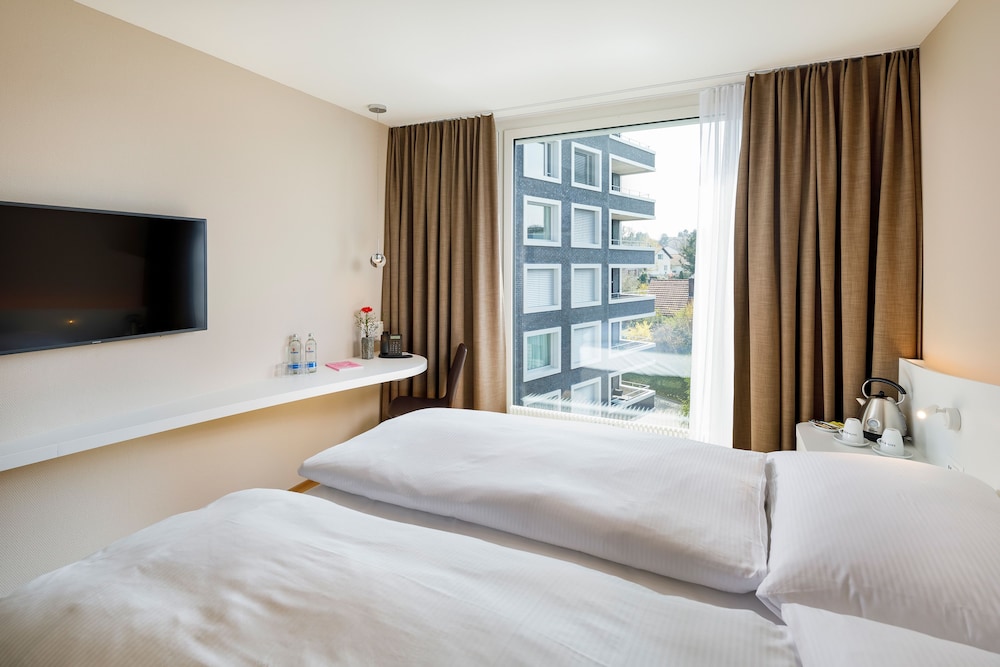 Hotel Allegra Lodge 24/76