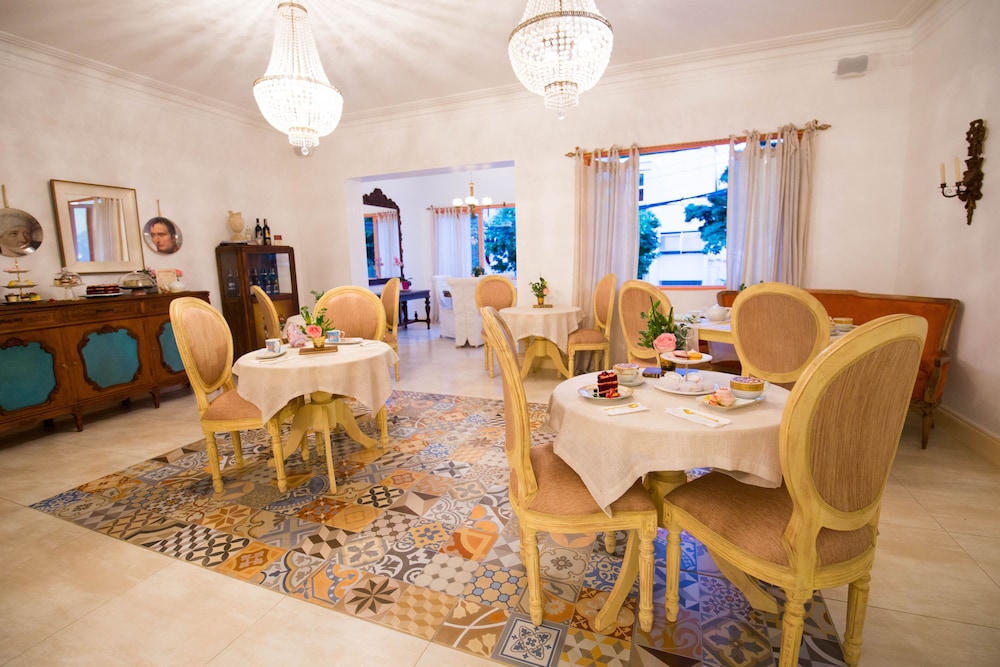 LECLERC HOTEL BOUTIQUE 61/70
