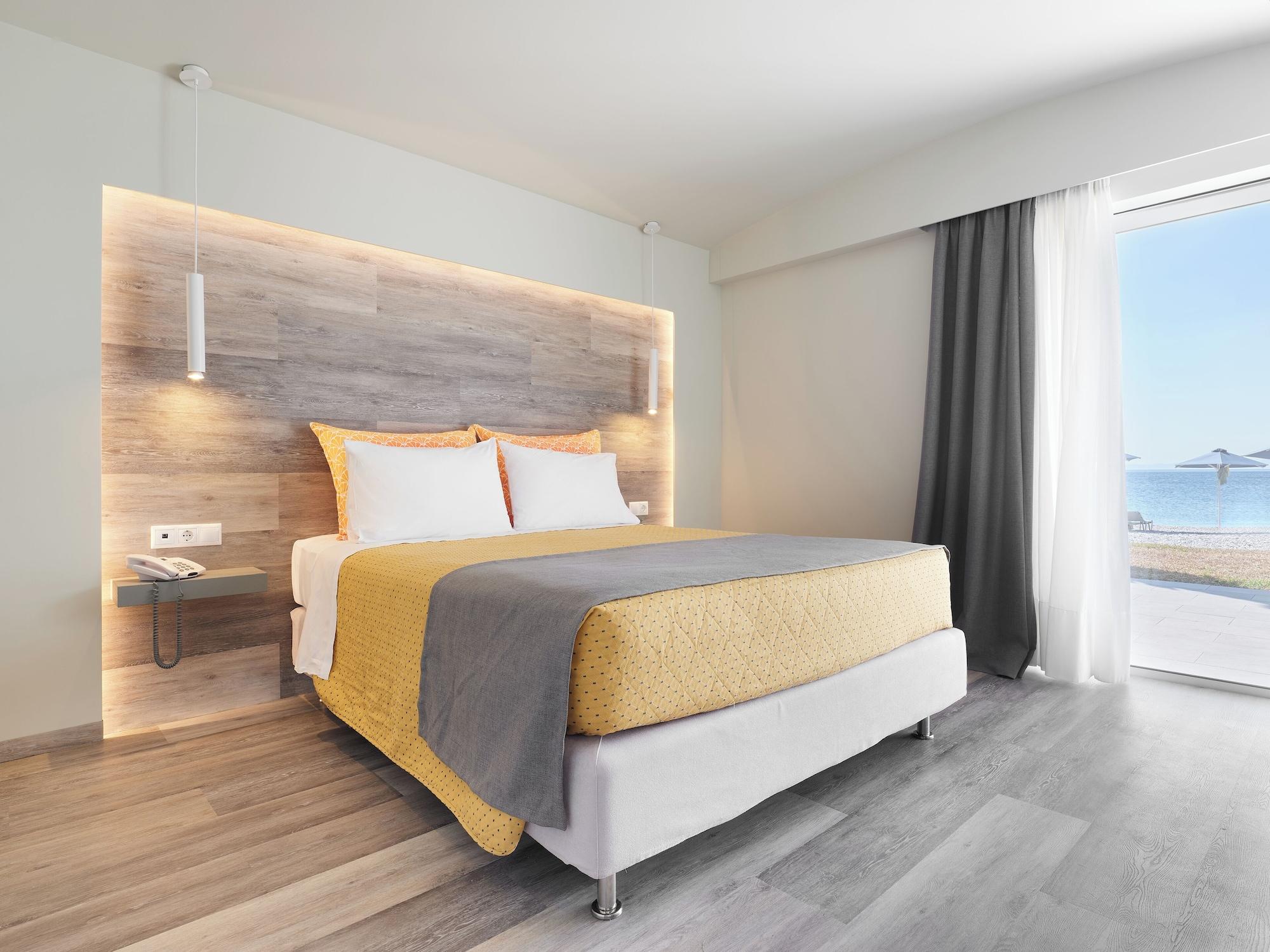 Family, Sea Front