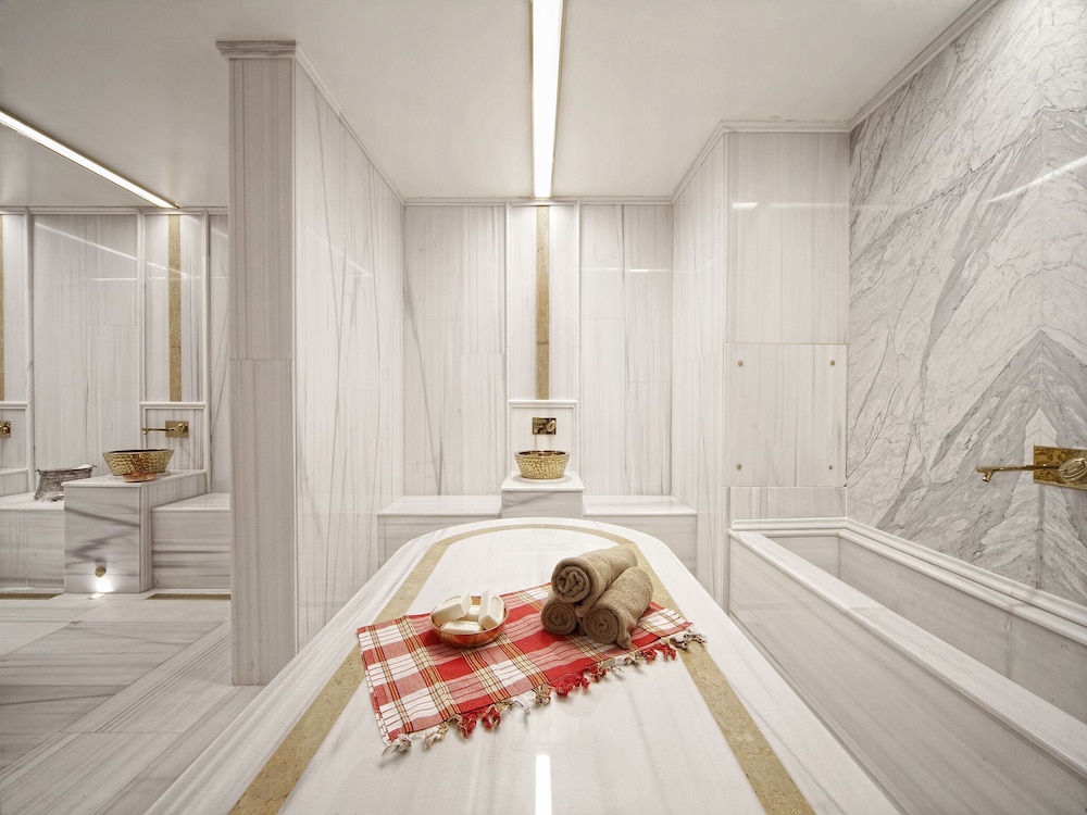 Grand Hotel de Pera 27/50