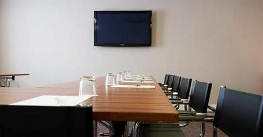 Holiday Inn Express Gatwick Crawley 30/50