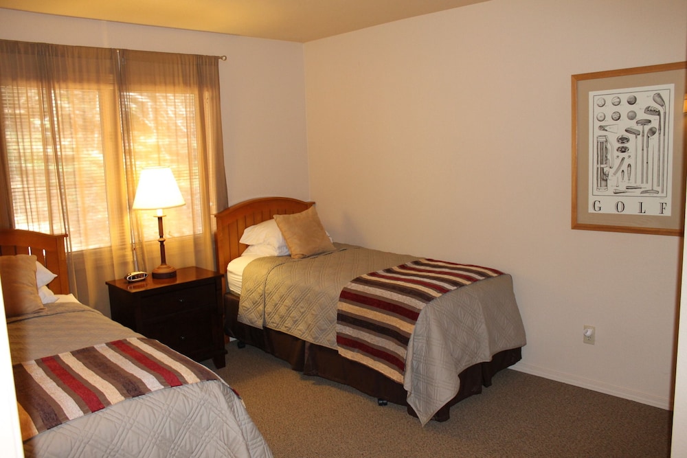 Mount Shasta Resort 21/63