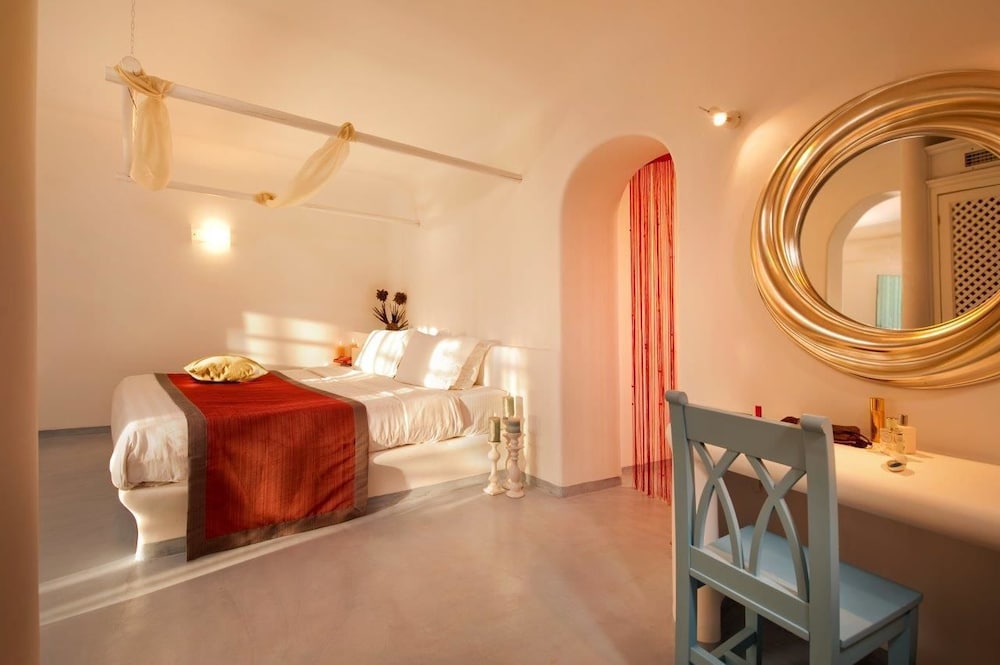 Absolute Bliss Imerovigli Suites 49/63