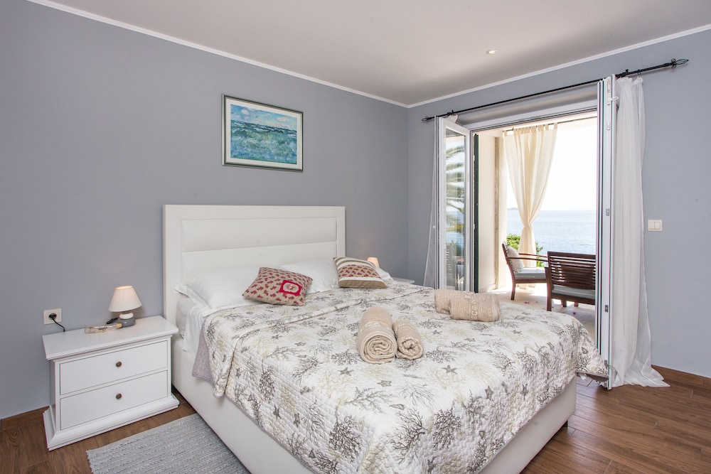 Apartments Villa Mirjana 10/75
