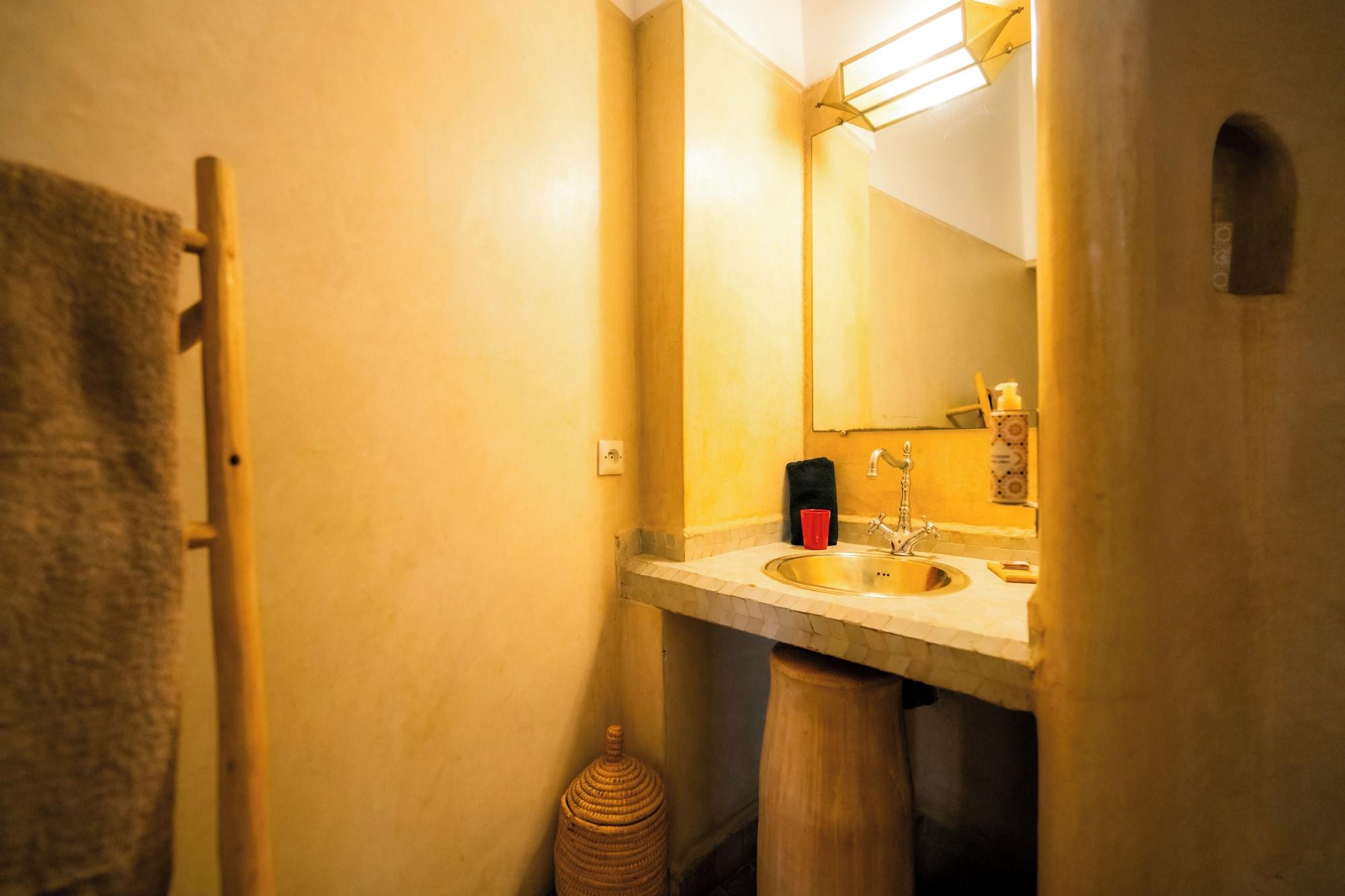 جناح جونيور، Riad Dar Massai 6/6