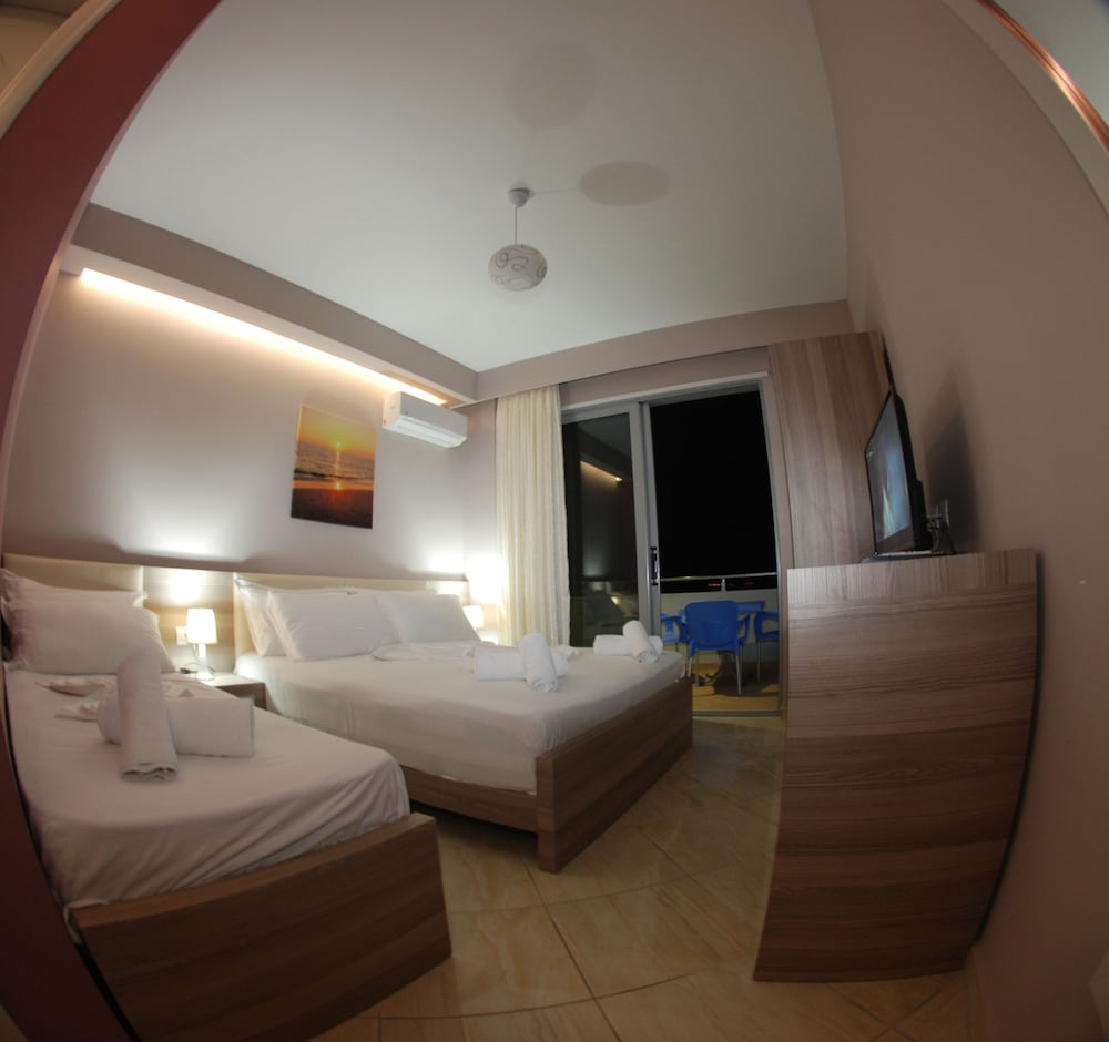Divers Hotel 25/43