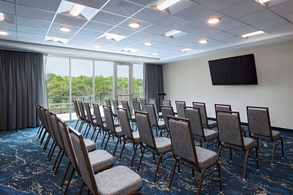 Fairfield Inn & Suites Austin Georgetown 12/20