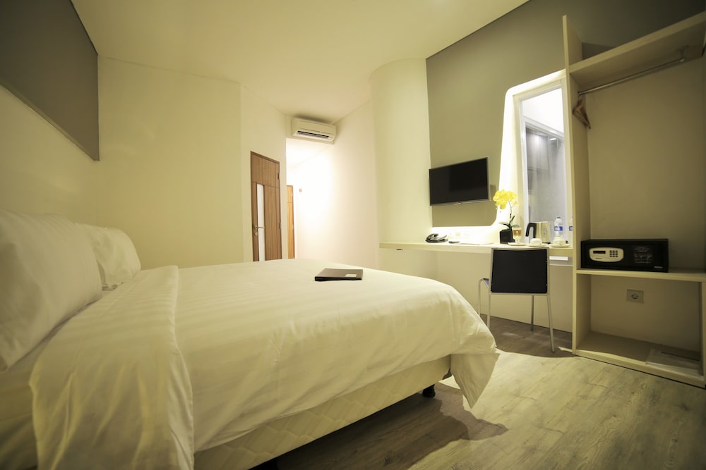 Ozone Hotel Pantai Indah Kapuk 14/25