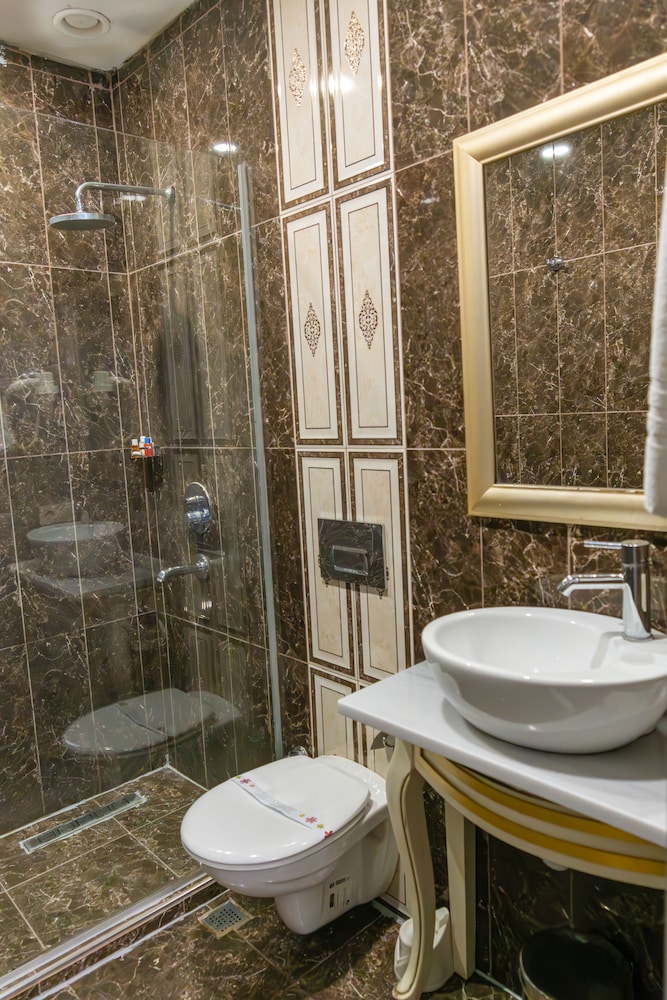 Cuento Hotel 58/62