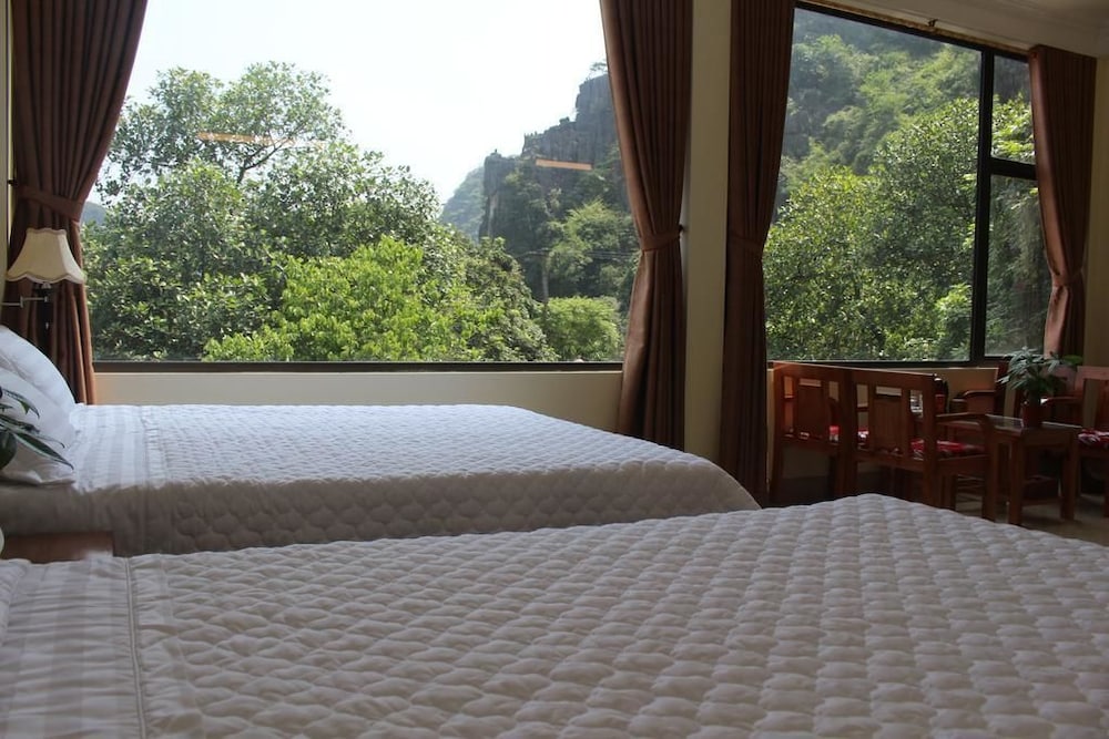 Sierra Homestay 28/65