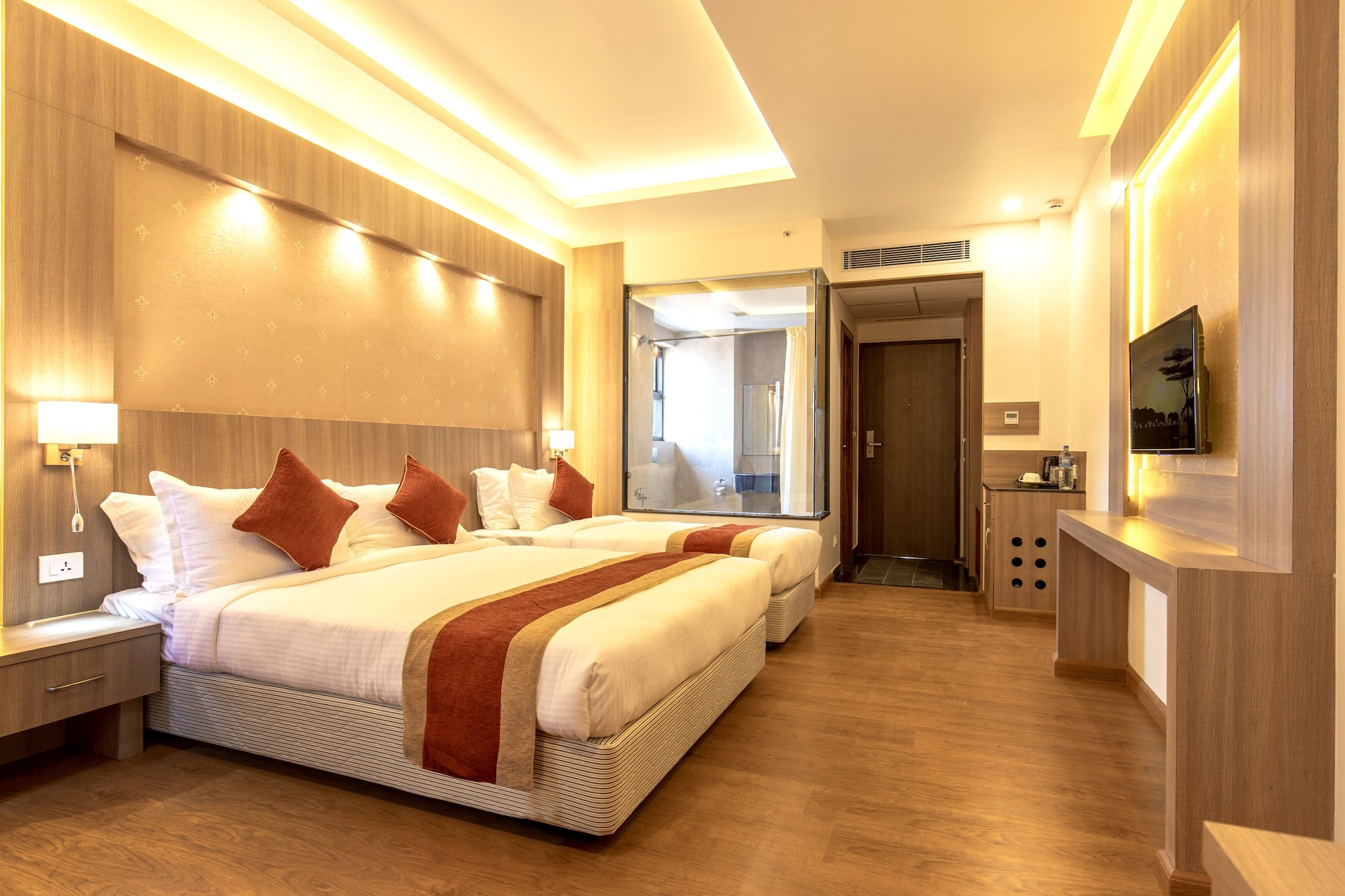 غرفة عائلية بسرير كوين وسرير فردي، Landmark Kathmandu 7/10