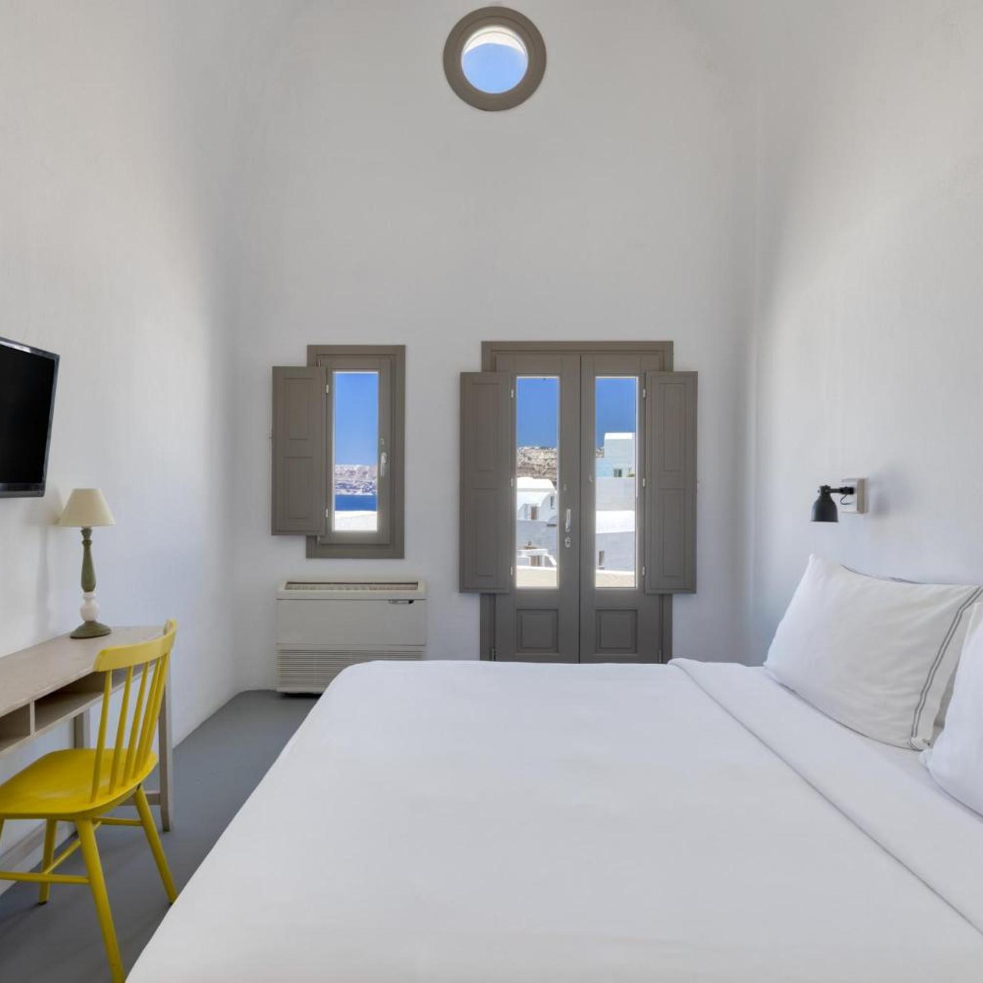 Serenity Suite 2 Bedrooms Private Pool Caldera View (Uc)