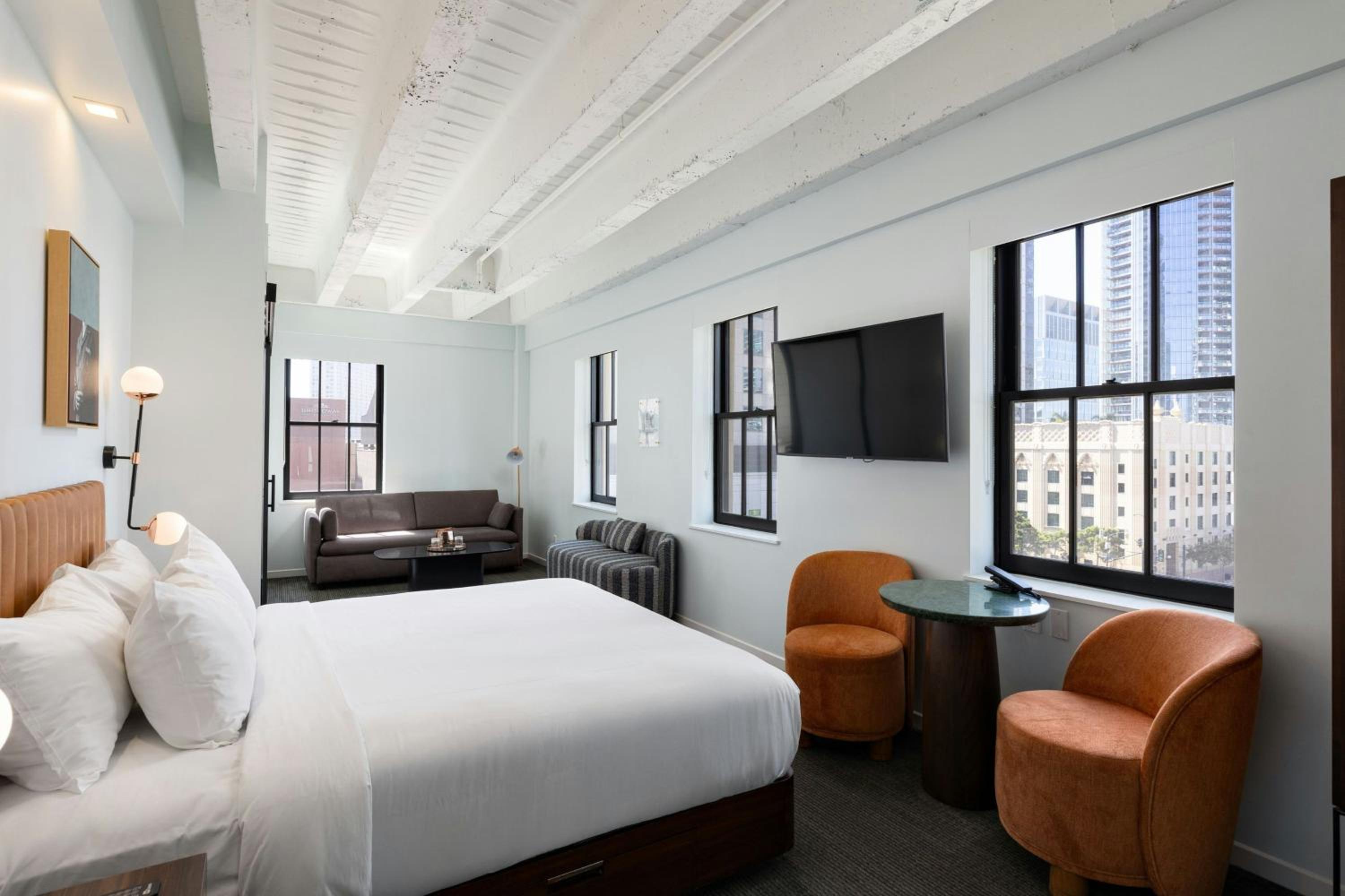 Loft, Club, Suite, Corner