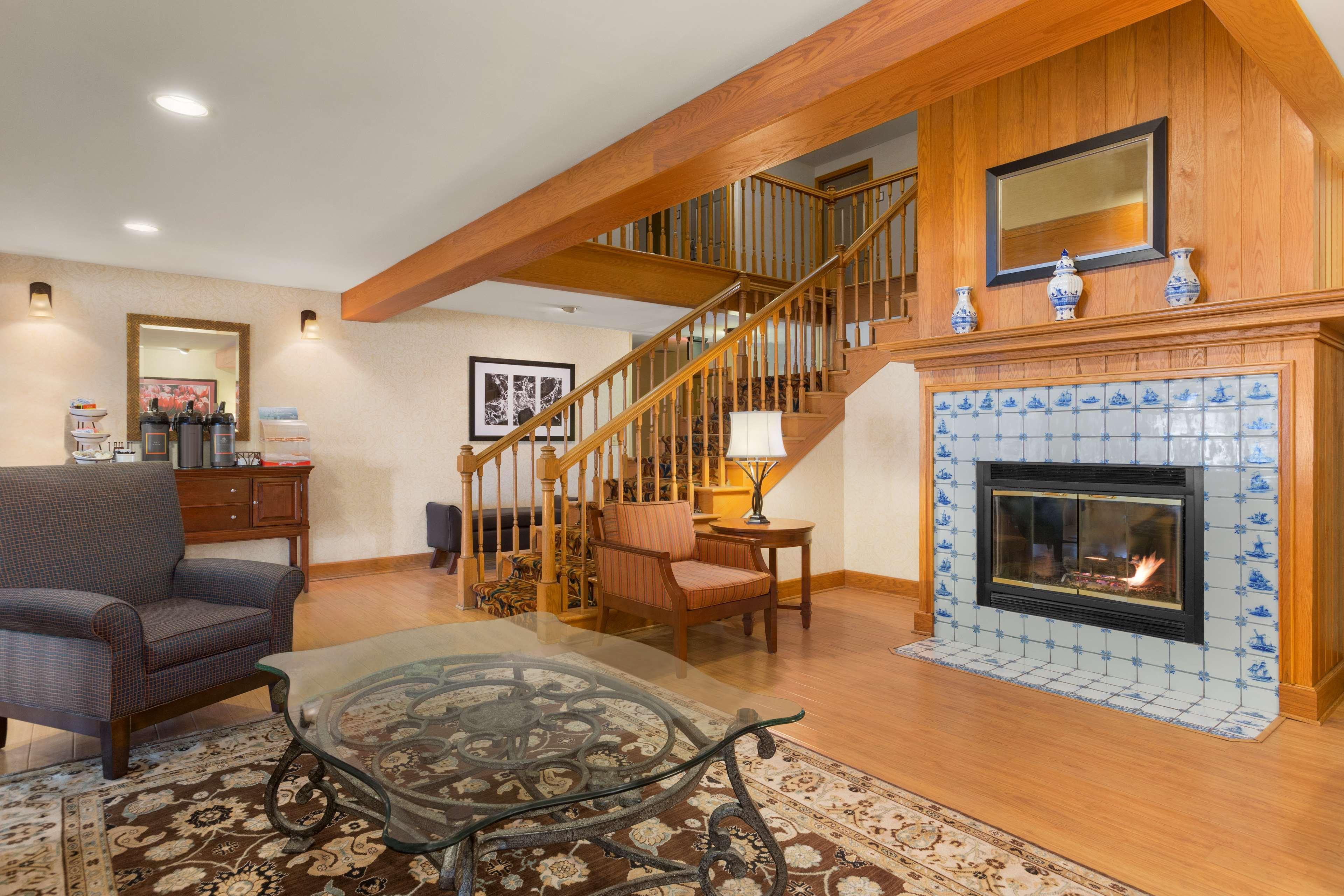 Country Inn & Suites by Radisson Holland, MI 27/42