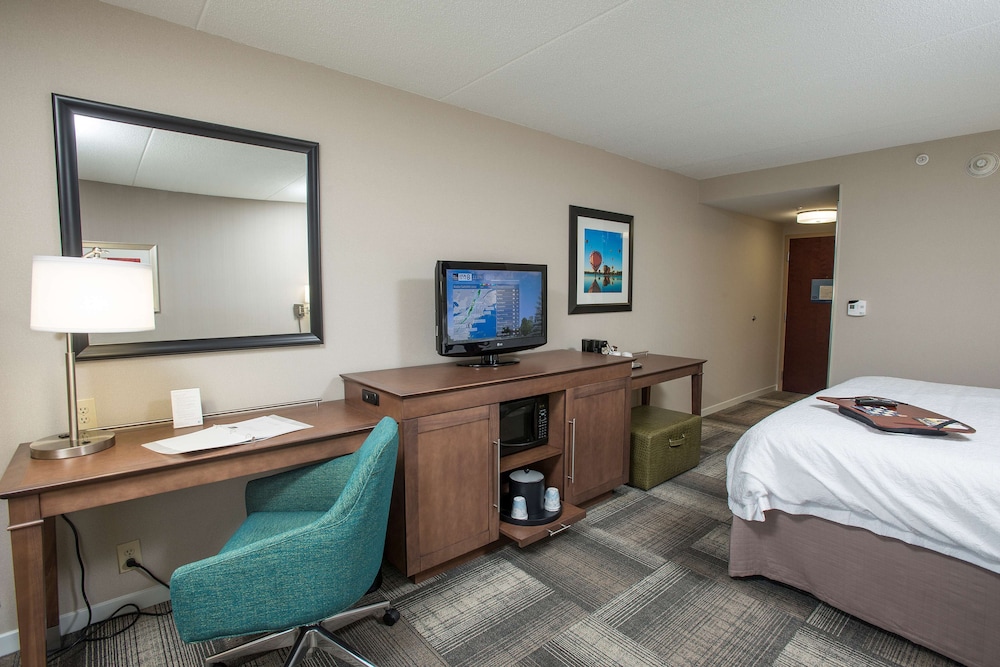 Hampton Inn Suites Cincinnati Union Centre Oh 14/45