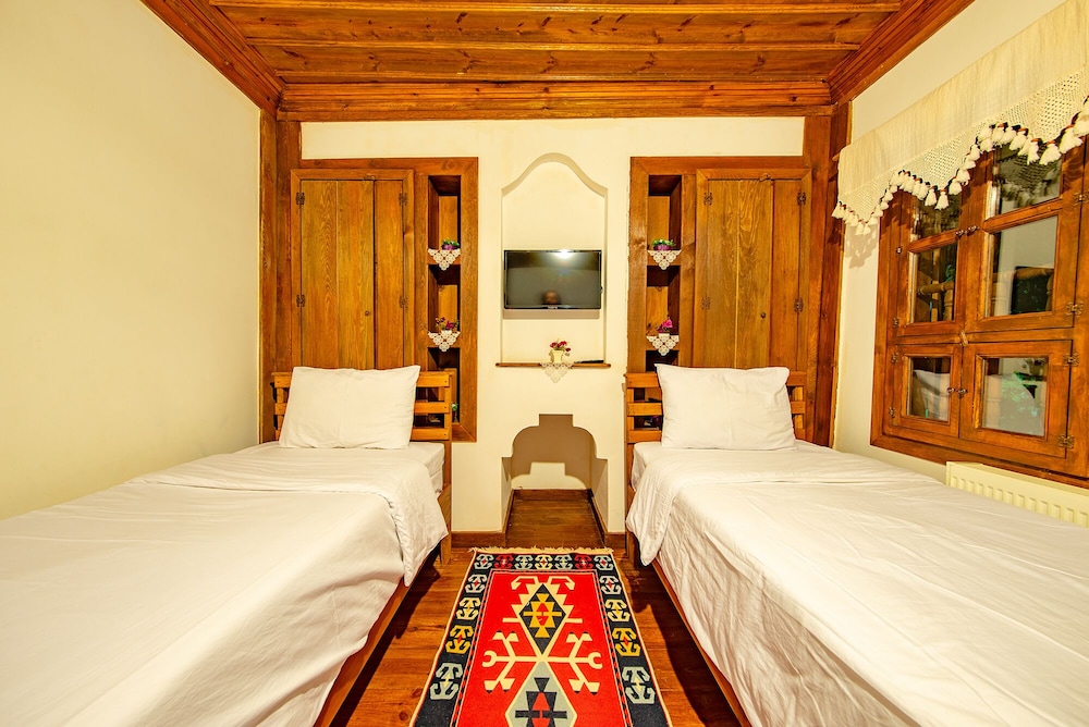 Hanedan Konak Otel 8/47