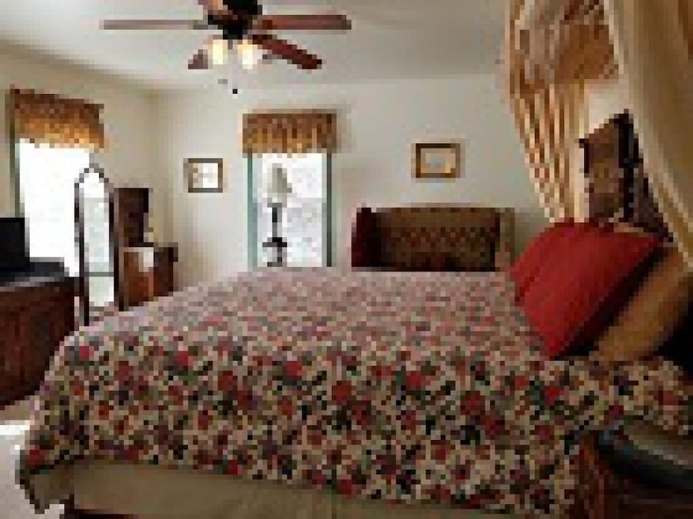 Aldrich House Bed & Breakfast 9/29