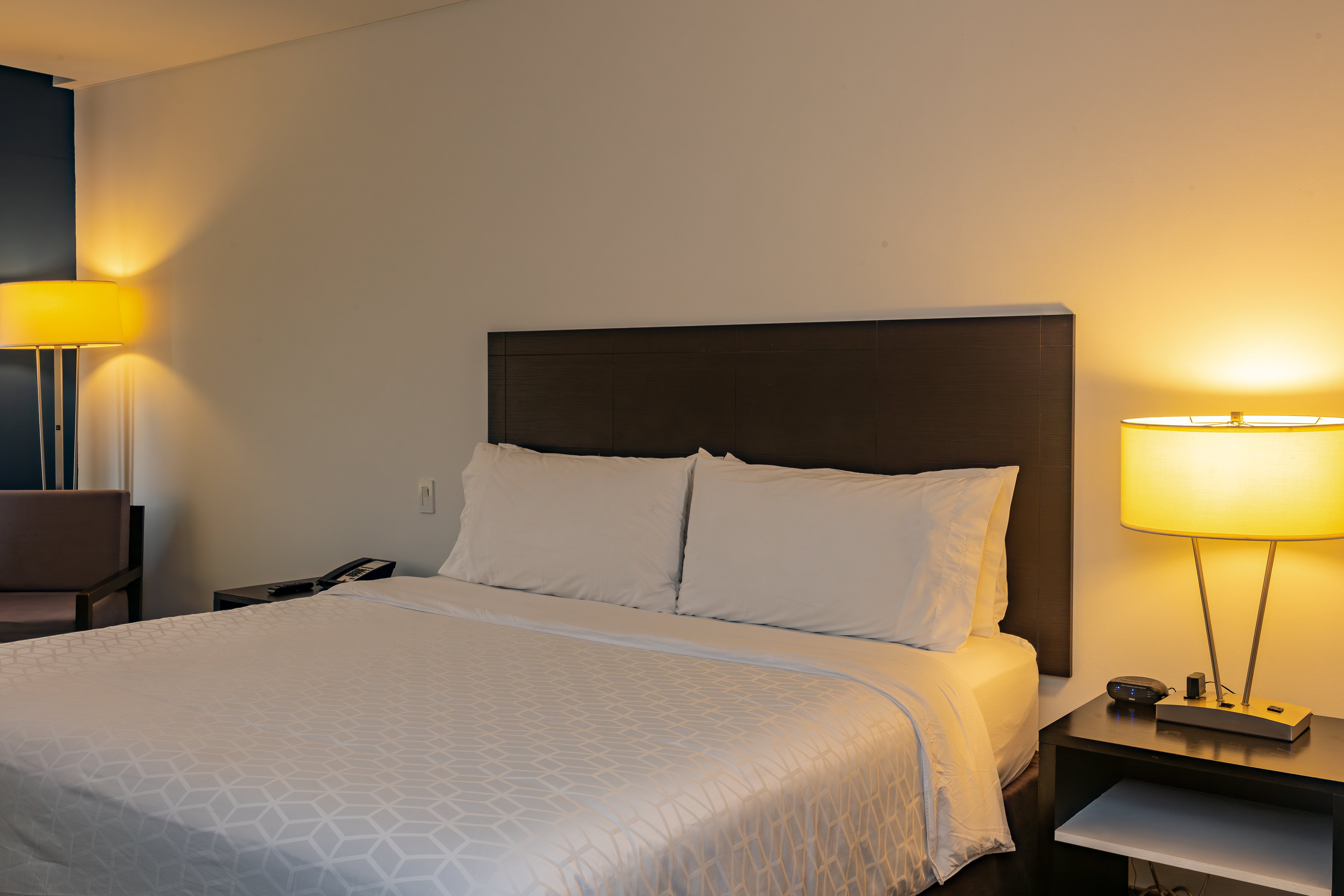 Holiday Inn Express Managua 22/75