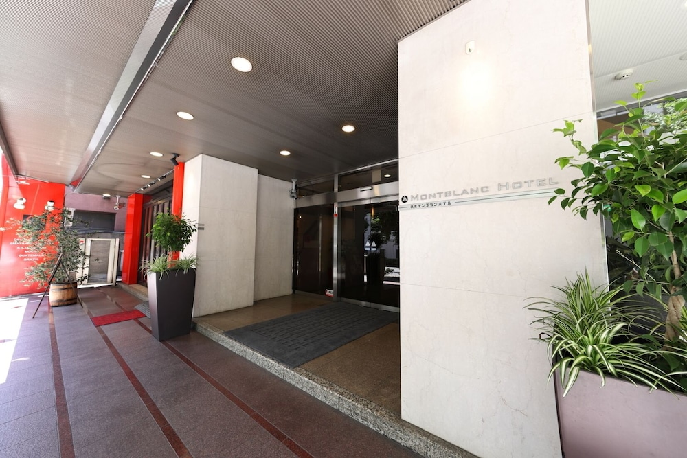 Lobby at Nagoya Fushimi Mont Blanc Hotel, NAGOYA