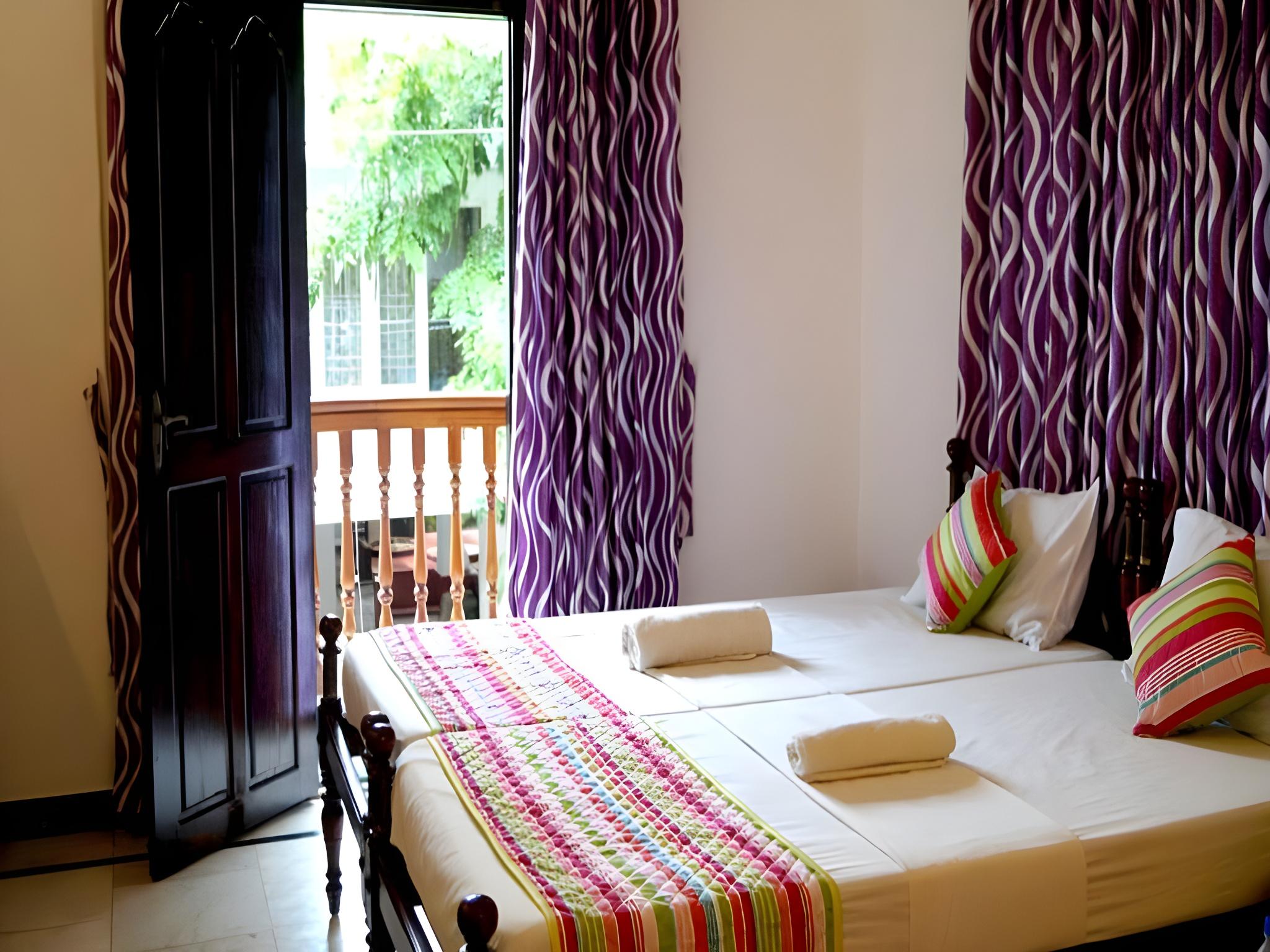 HOTEL WHITE ROSE FORT KOCHI 11/19