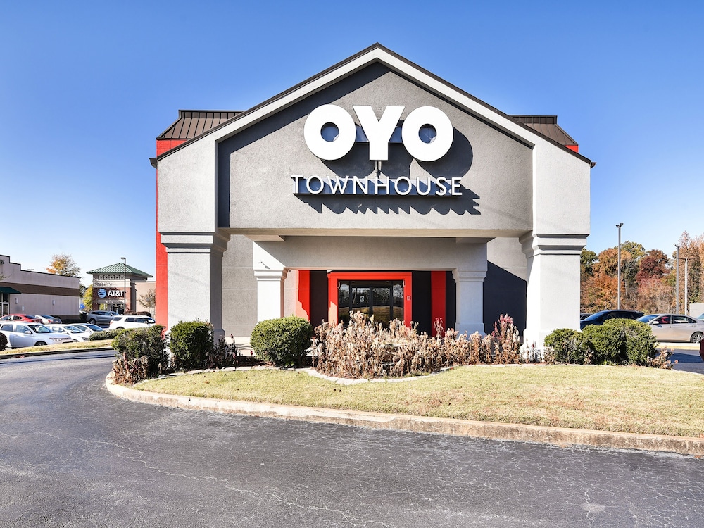 OYO Townhouse Inn Jacksonville near Little Rock Air Force Base in JACKSONVILLE - AR
