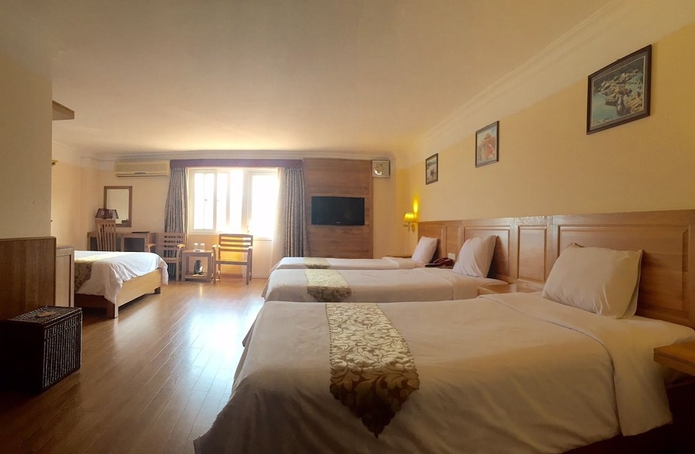 Hoang Yen 1 Hotel 24/75