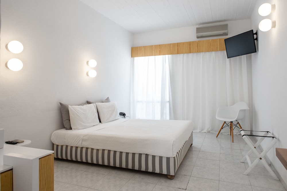 STANDARD, SINGLE, SEA VIEW