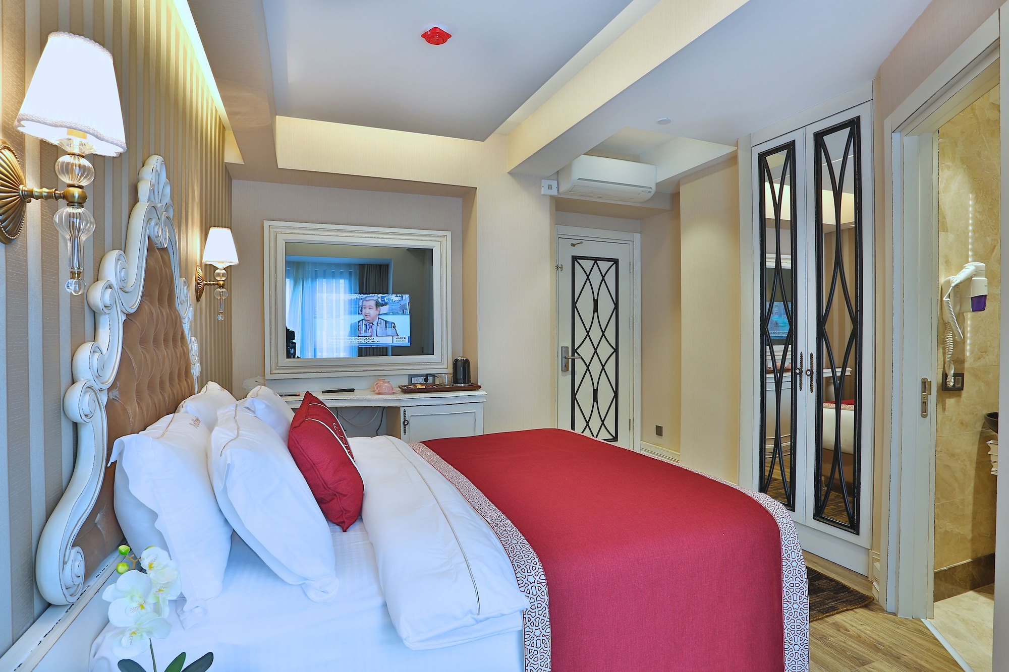 STANDARD, DOUBLE OR TWIN BED
