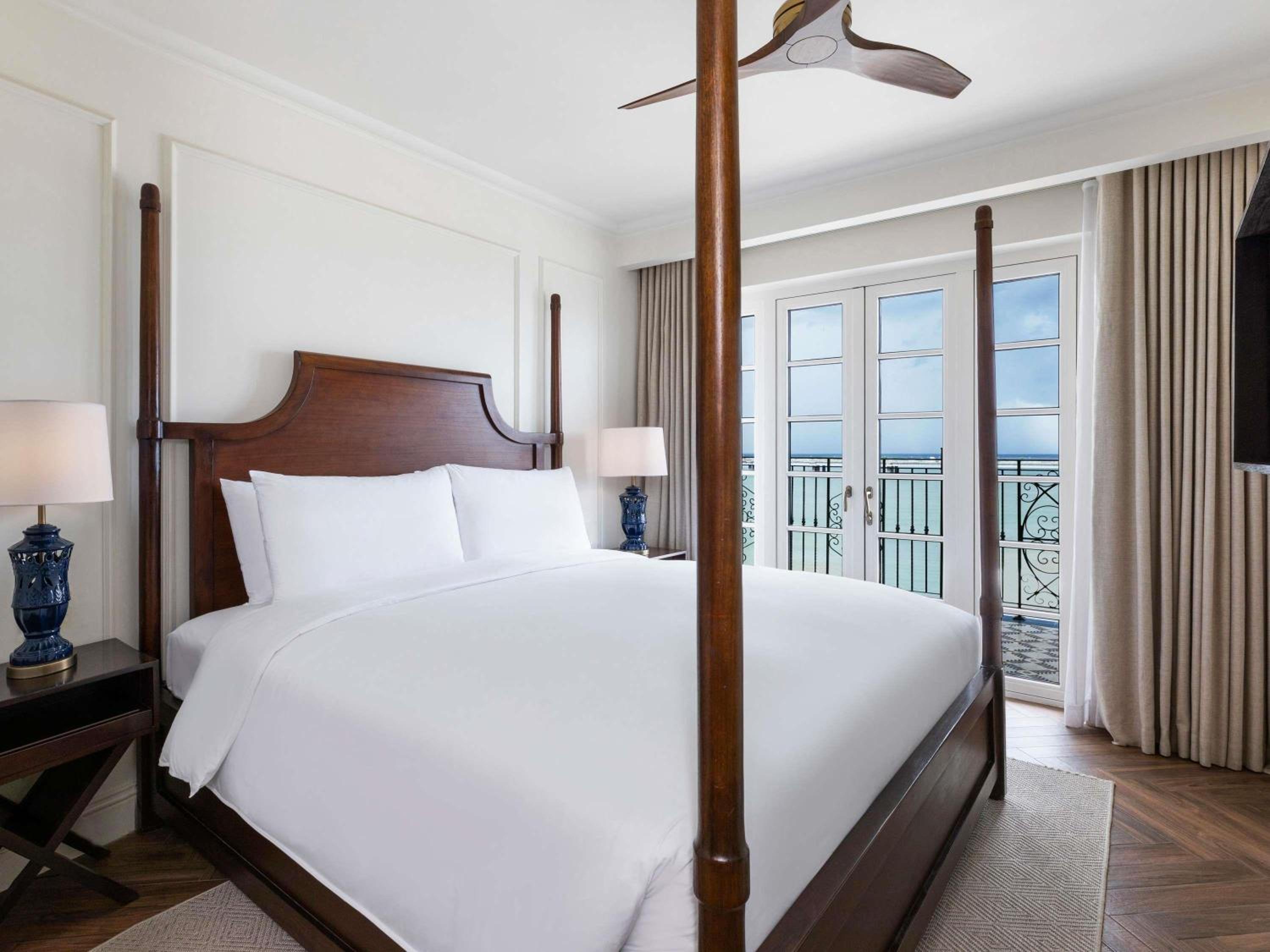 1 Bedroom, Prestige, Suite, King Bed, Ocean Front