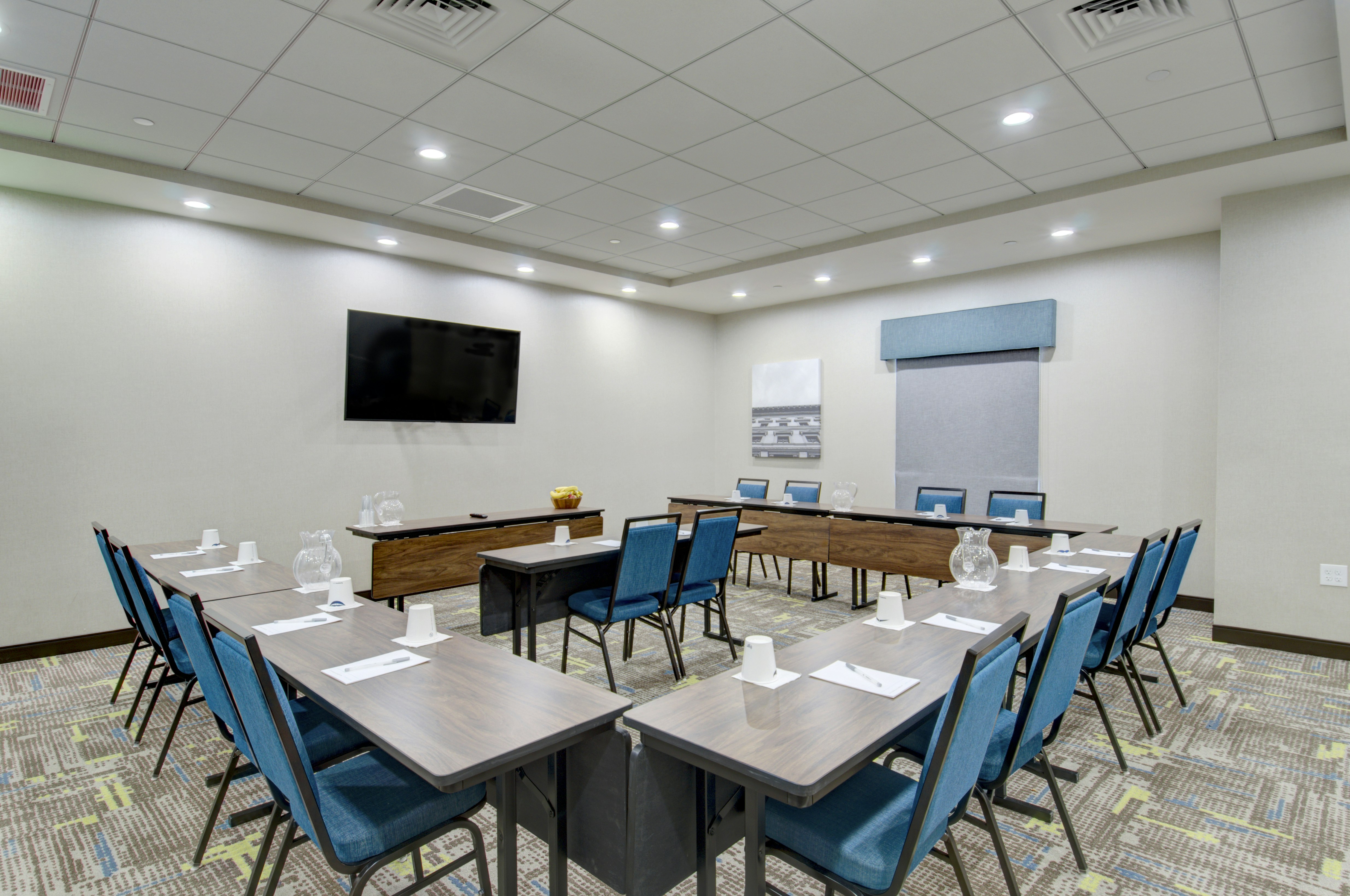 Hampton Inn Suites Portland Me 54/59