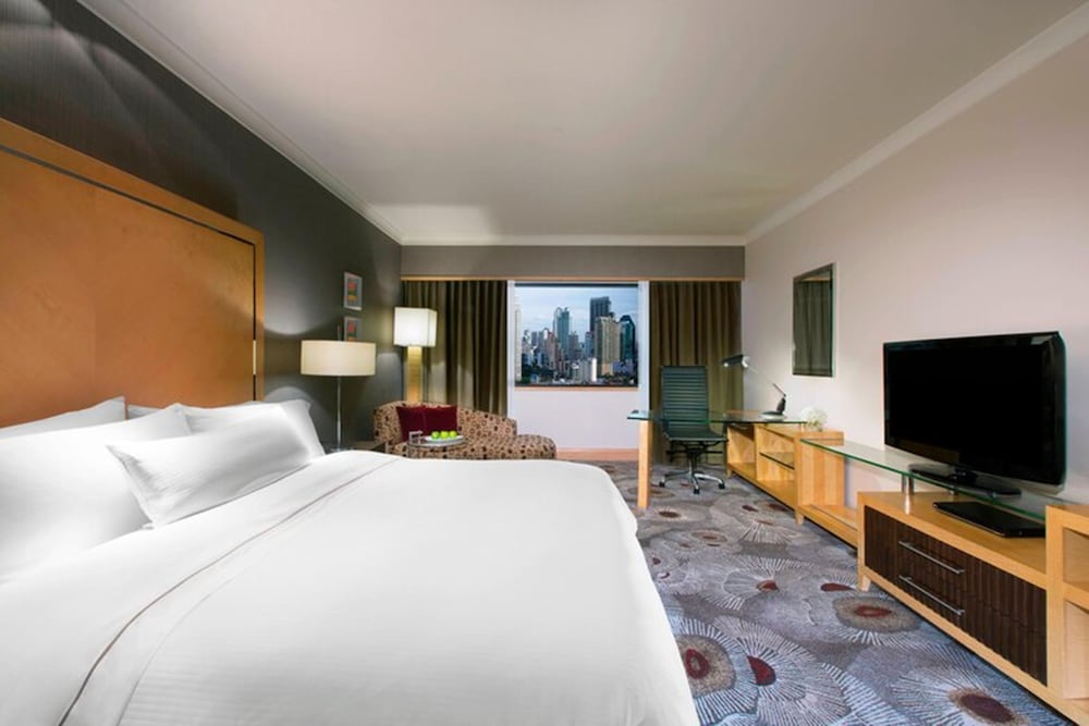 The Westin Grande Sukhumvit 18/75