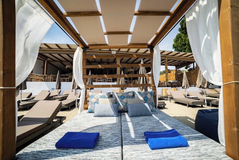 Skiathos Thalassa 44/62