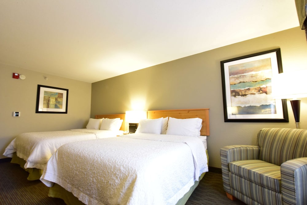Hampton Inn & Suites by Hilton Petoskey 19/75