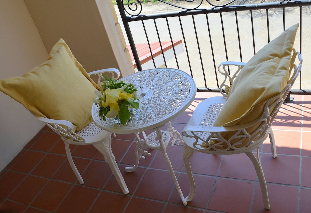By The Way Guesthouse 22/49