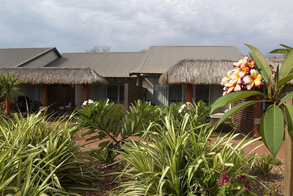 Mantra Frangipani Broome 7/57