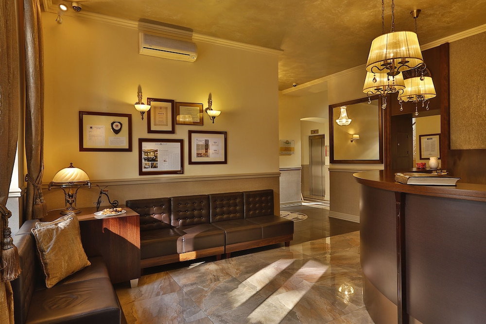 Hotel Amber 10/55