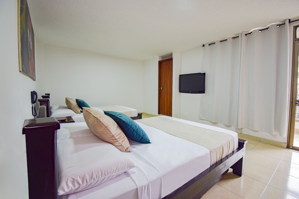 Hotel Toledo Plaza 41/49