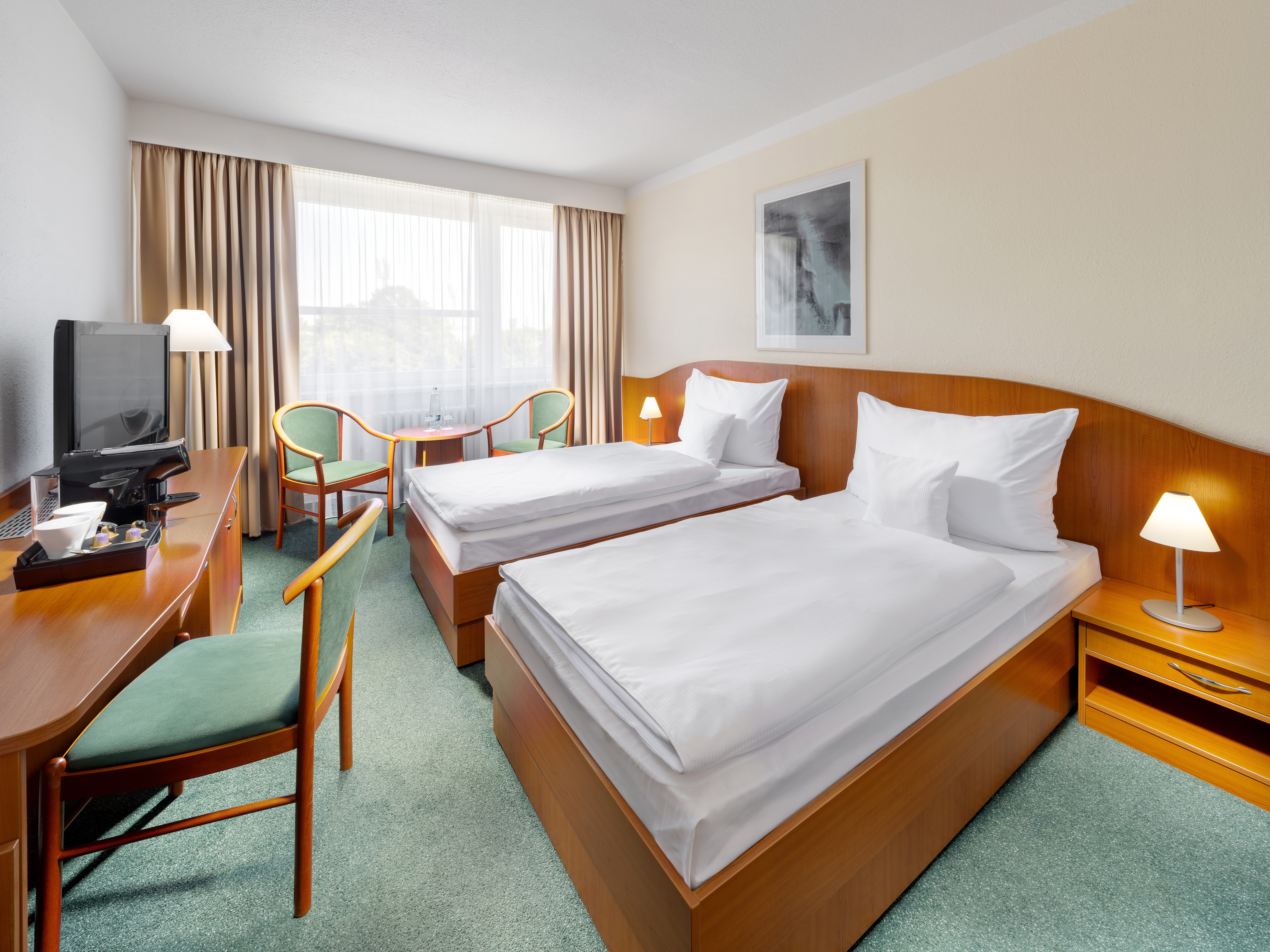 Room, Double and Twin Beds