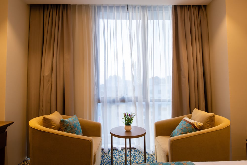 Rozana Hotel 34/50