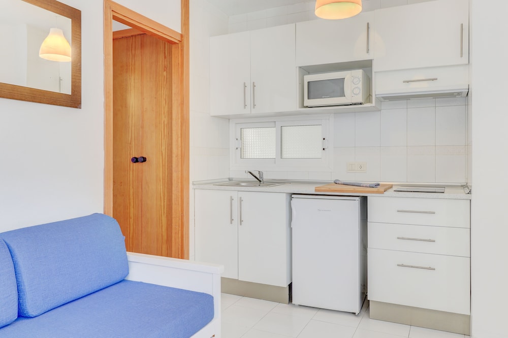 Llevant Apartamentos 26/37