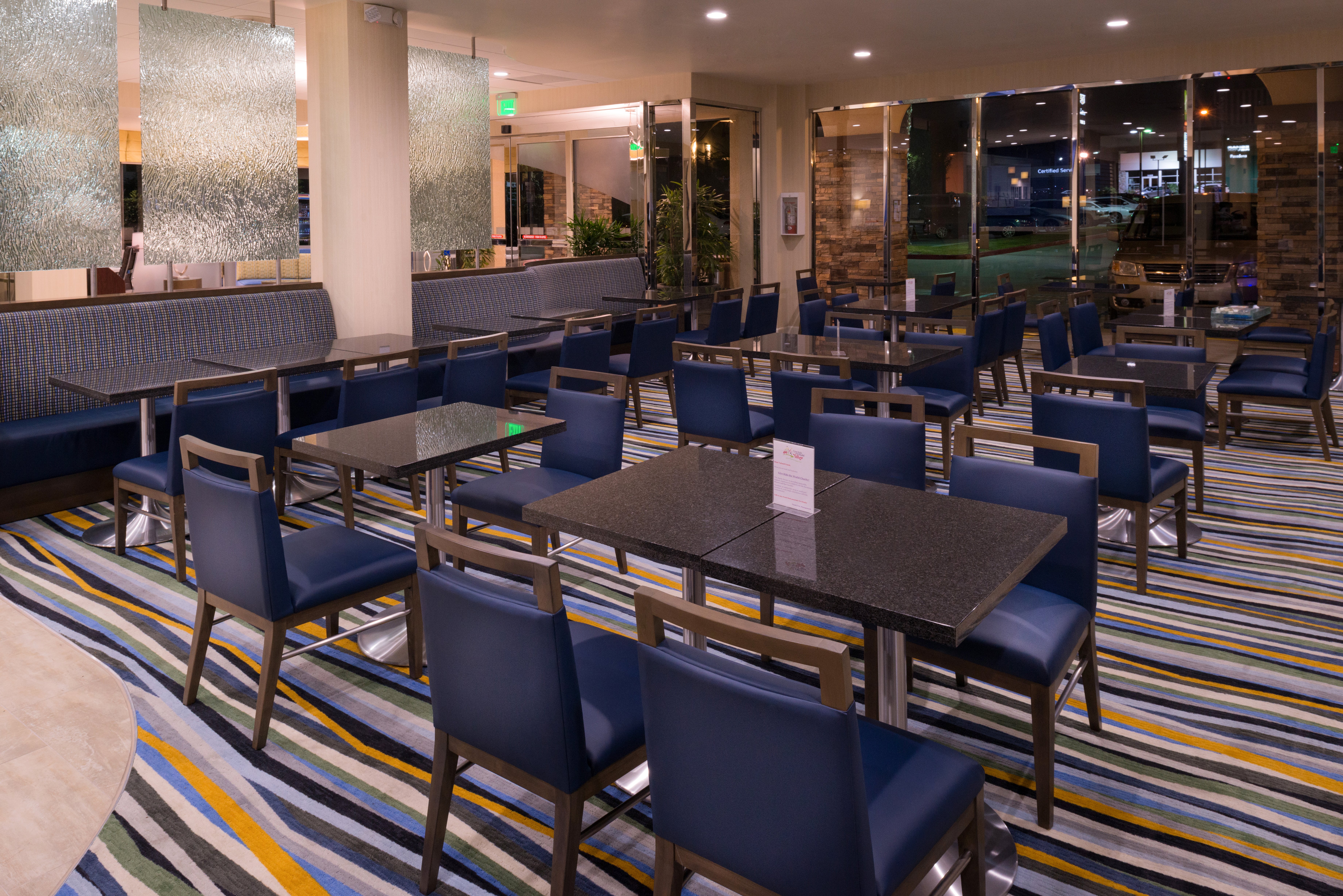 Holiday Inn Express Hotel Suites Pasadena Colorado Boulevard 46/59