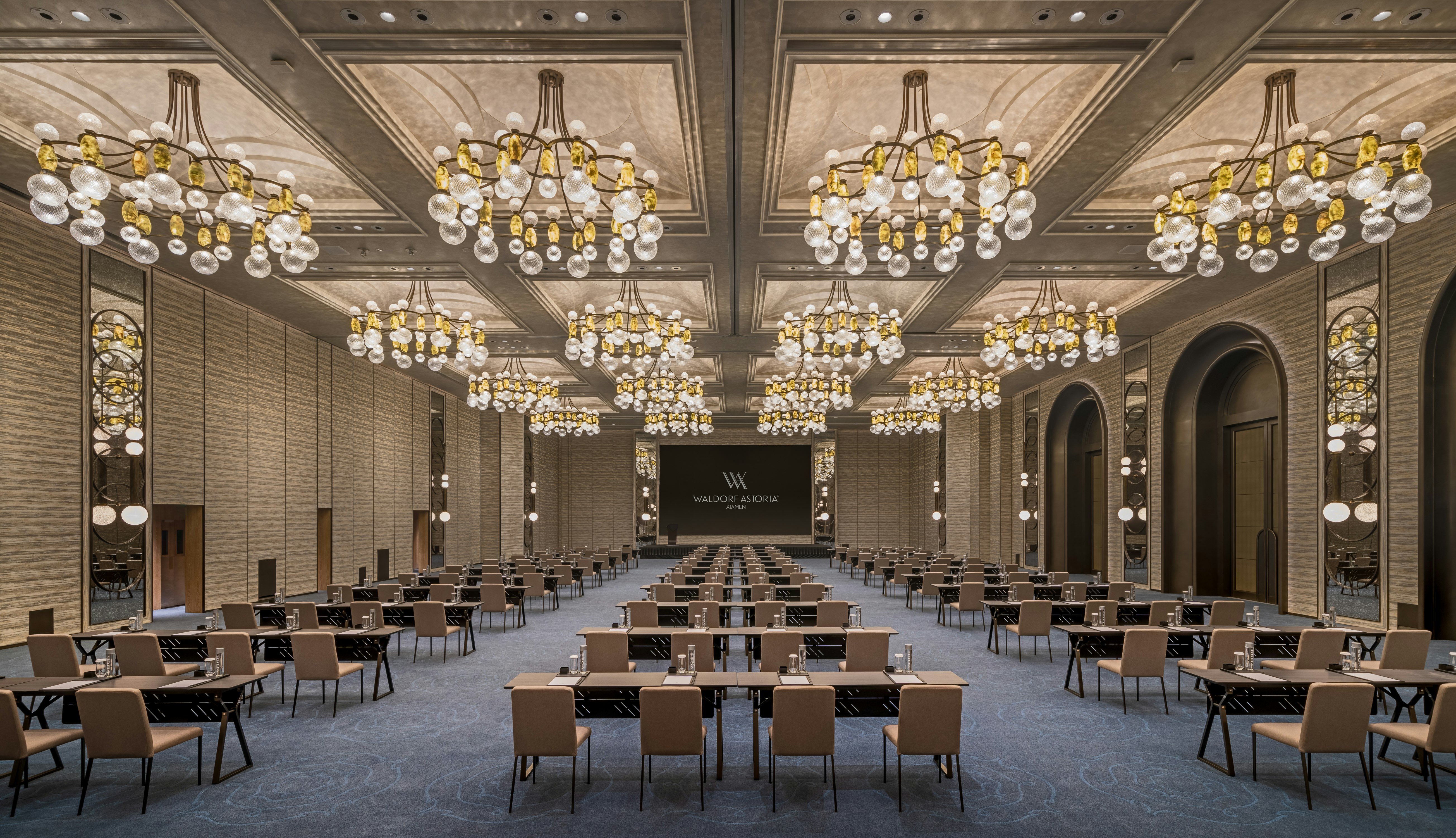 Waldorf Astoria Xiamen 70/78