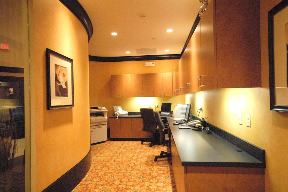 Hilton Garden Inn Terre Haute 58/66