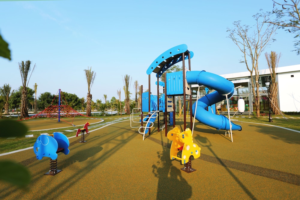 FLC LUXURY RESORT VINH PHUC 64/70